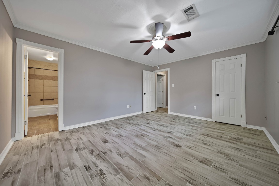 2006 Mermaid Lane Houston, TX 77062 - Photo 16 of 33 Primary Bed