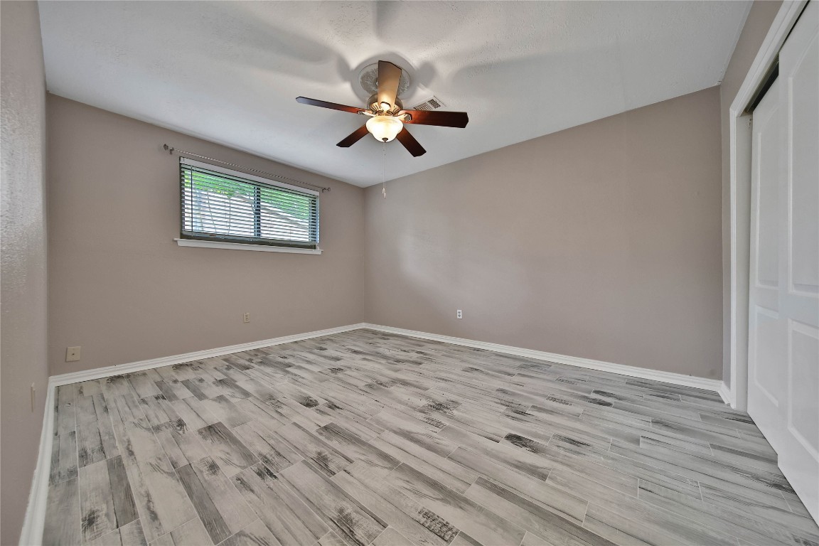 2006 Mermaid Lane Houston, TX 77062 - Photo 22 of 33