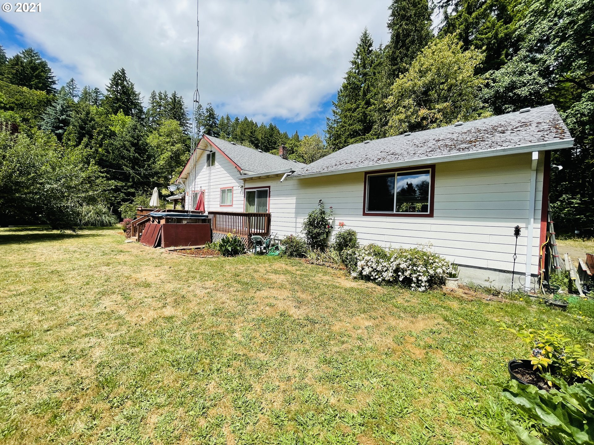 6946 Southwest Mill Road Gaston, OR 97119 - Photo 3 of 31