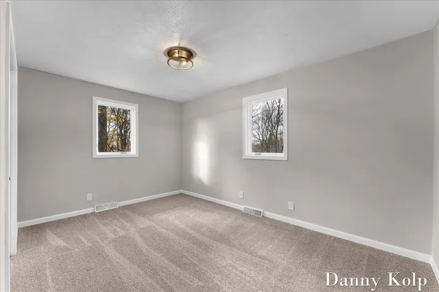 $449,900 | 2687 Dunnigan Avenue Northeast, Grand Rapids, MI 49525