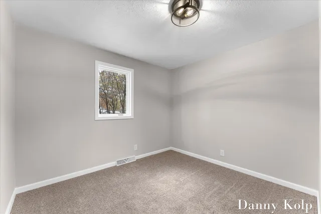 $449,900 | 2687 Dunnigan Avenue Northeast, Grand Rapids, MI 49525