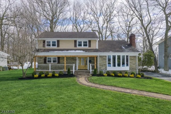 $1,149,999 | 27 Hunterdon Boulevard, Berkeley Heights, NJ 07974