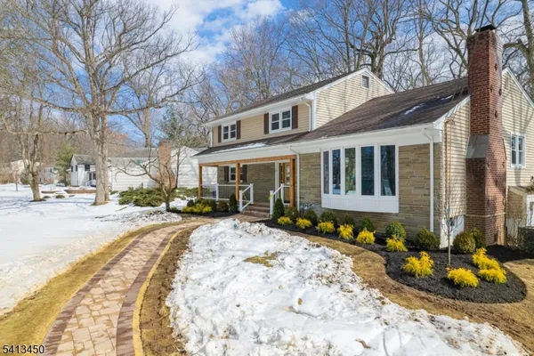 $1,149,999 | 27 Hunterdon Boulevard, Berkeley Heights, NJ 07974