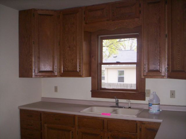 658 South Sutton Road Jackson, MI 49203 - Photo 2 of 3 Photo 2