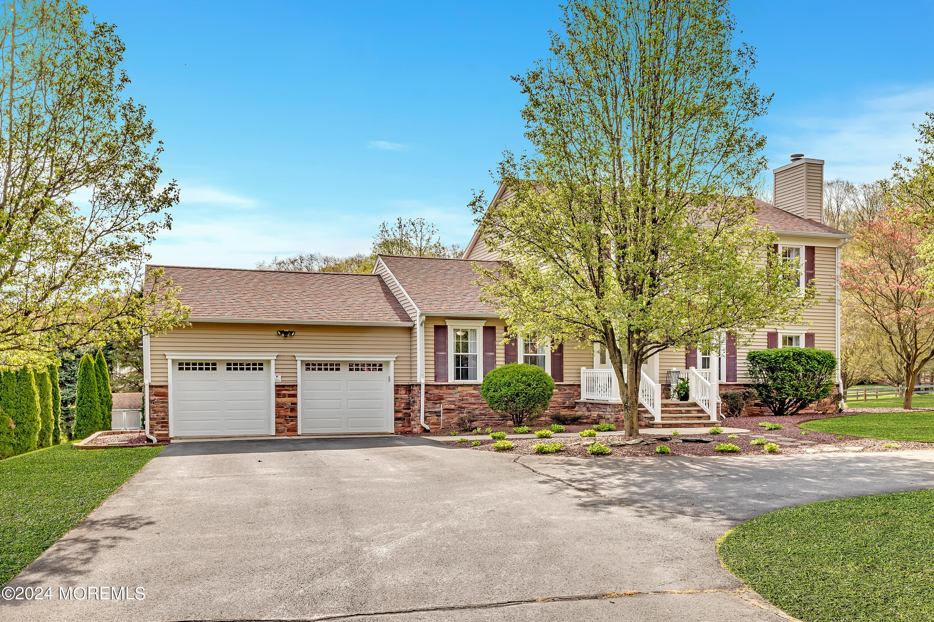 60 Chambers Road Cream Ridge, NJ 08514 - Photo 37 of 51 front view of a house with a yard