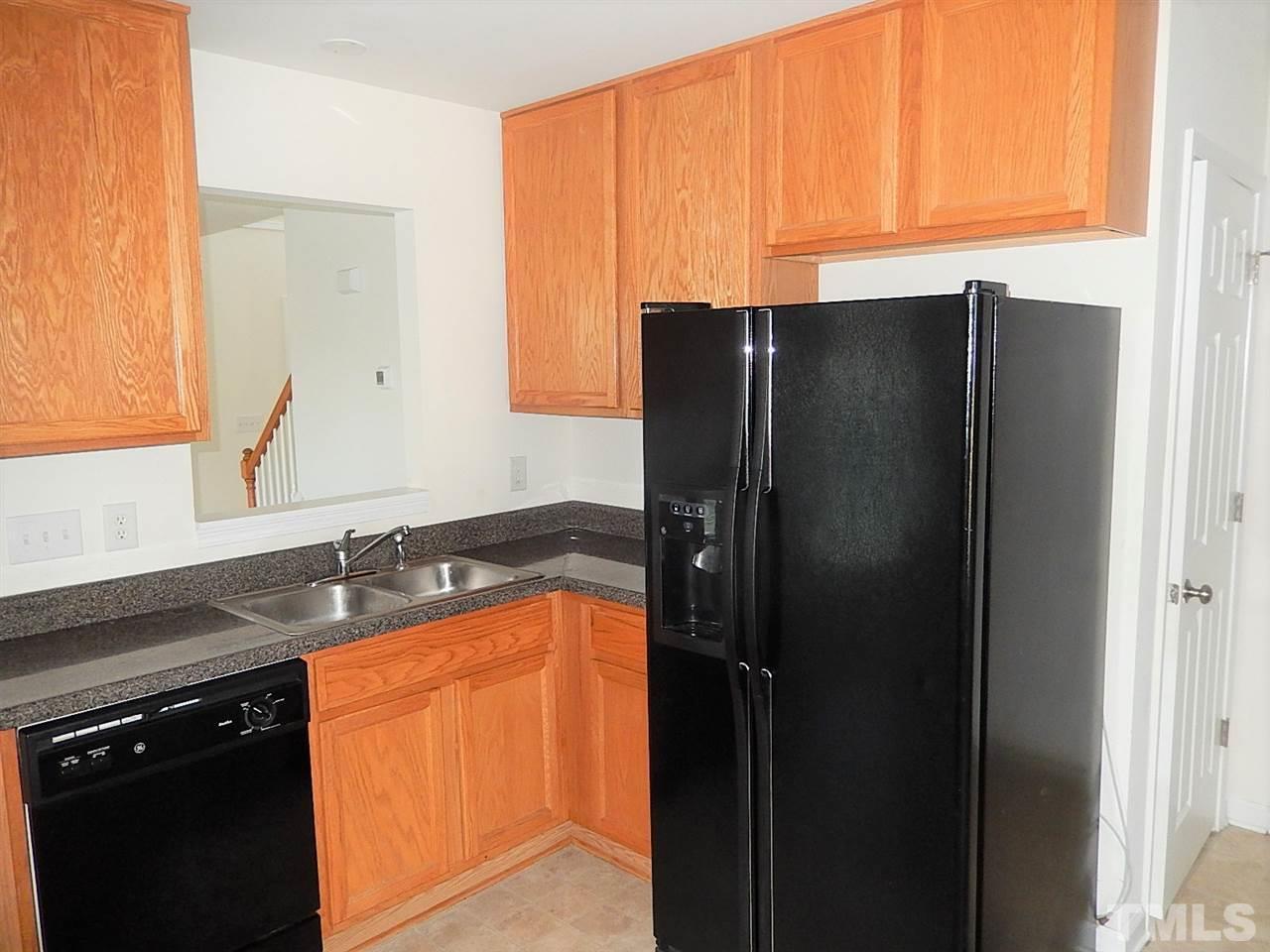 1421 Springshire Court Raleigh, NC 27610 - Photo 11 of 29 Photo #11