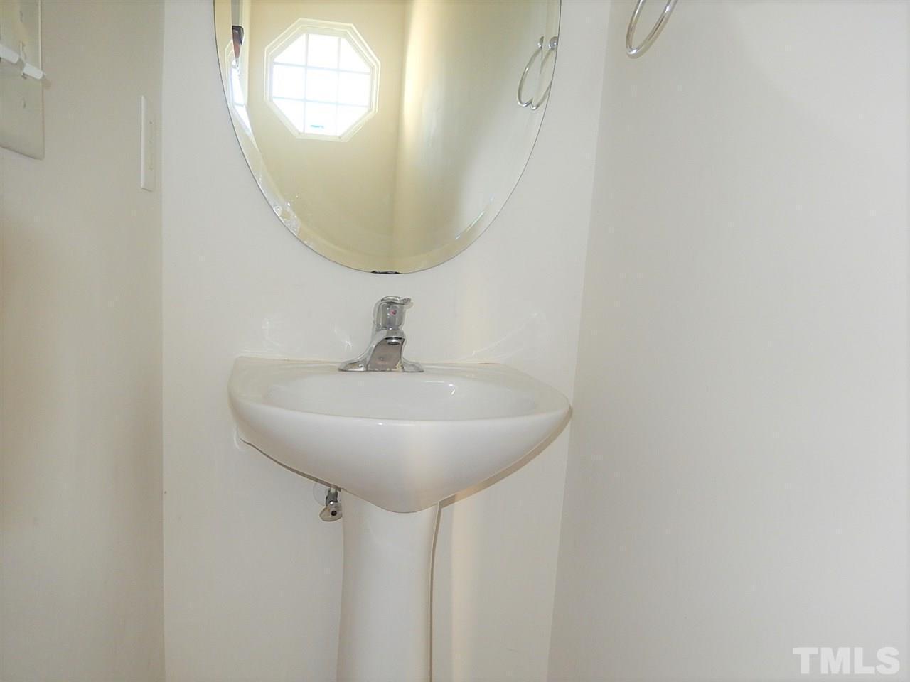 1421 Springshire Court Raleigh, NC 27610 - Photo 13 of 29 Photo #13