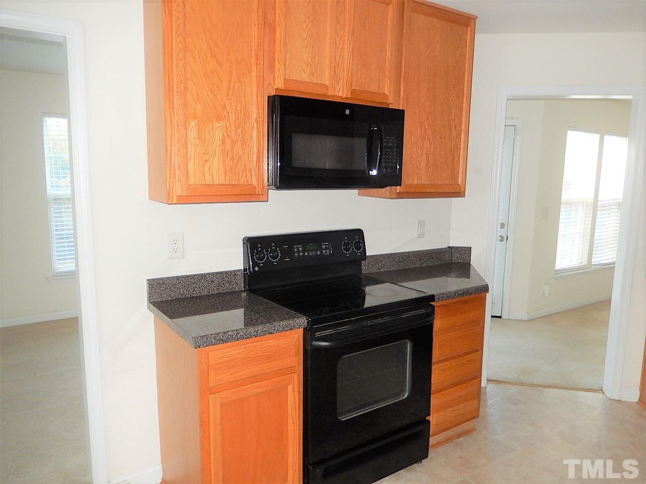 1421 Springshire Court Raleigh, NC 27610 - Photo 10 of 29 Photo #10