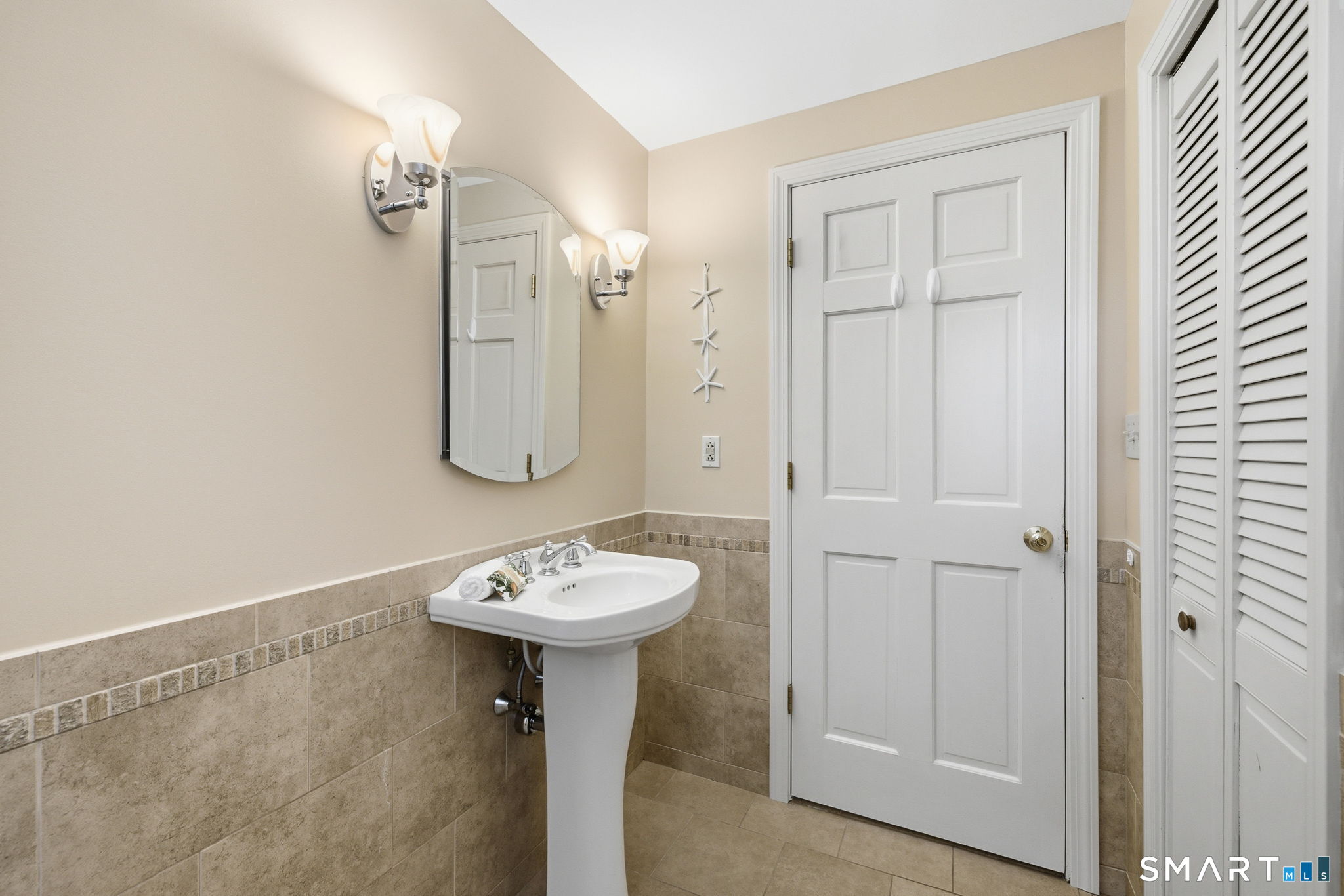 130 Broad Street Manchester, CT 06042 - Photo 19 of 38