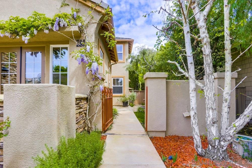 705 Rihely Place Encinitas, CA 92024 - Photo 2 of 24