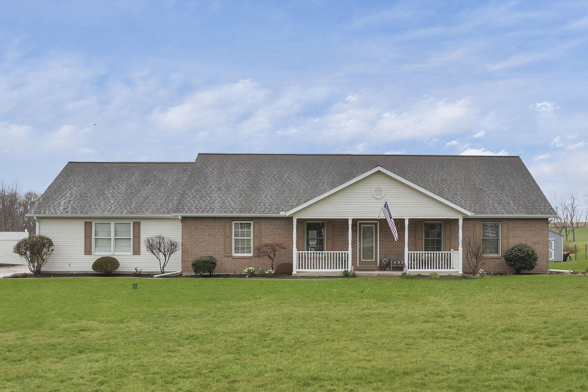 345 Lake Road Northeast Lancaster, OH 43130 - Photo 1 of 74 1-web-or-mls-939A2547 - Copy