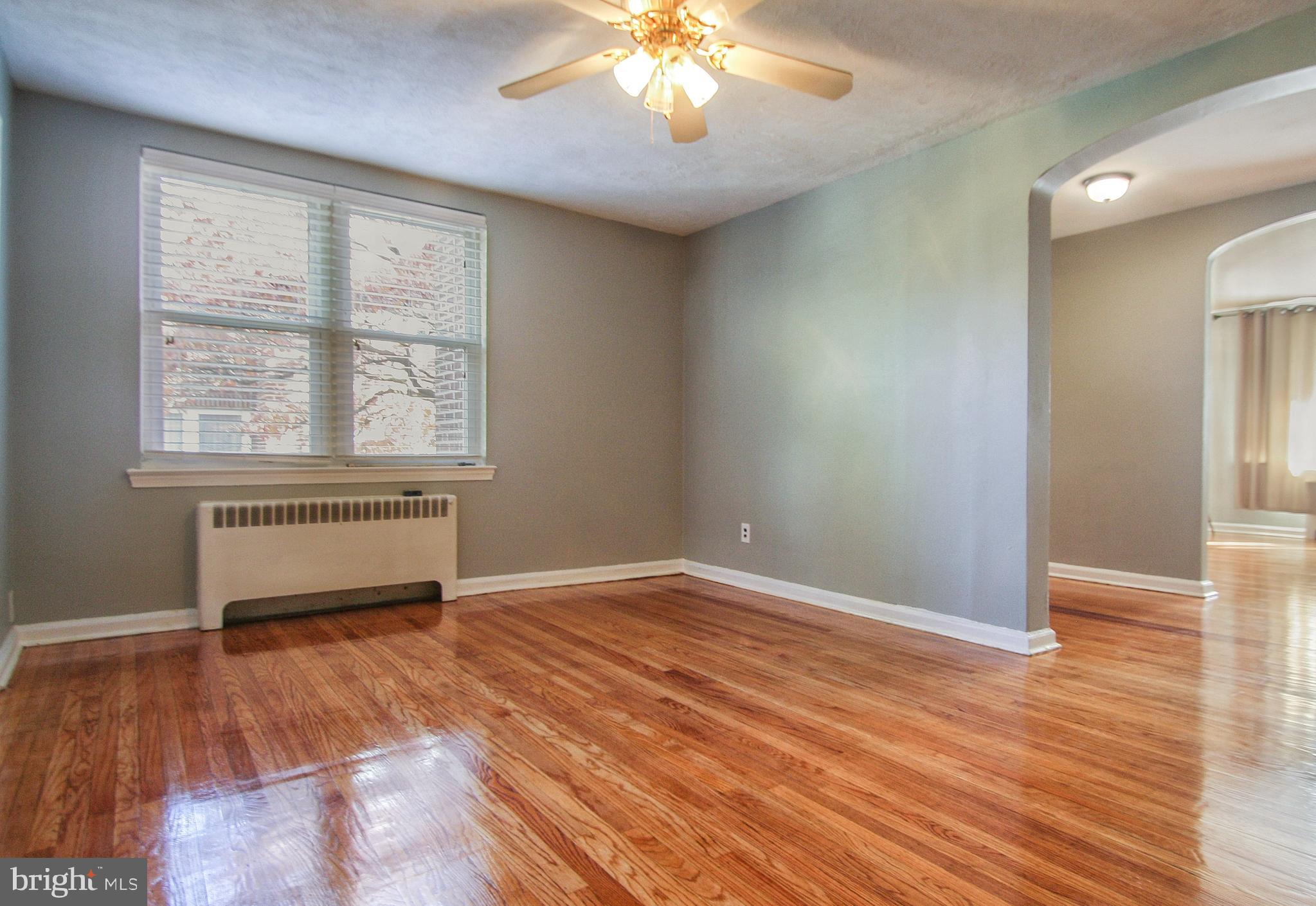 903 Vernon Road Philadelphia, PA 19150 - Photo 11 of 38 Dining Room