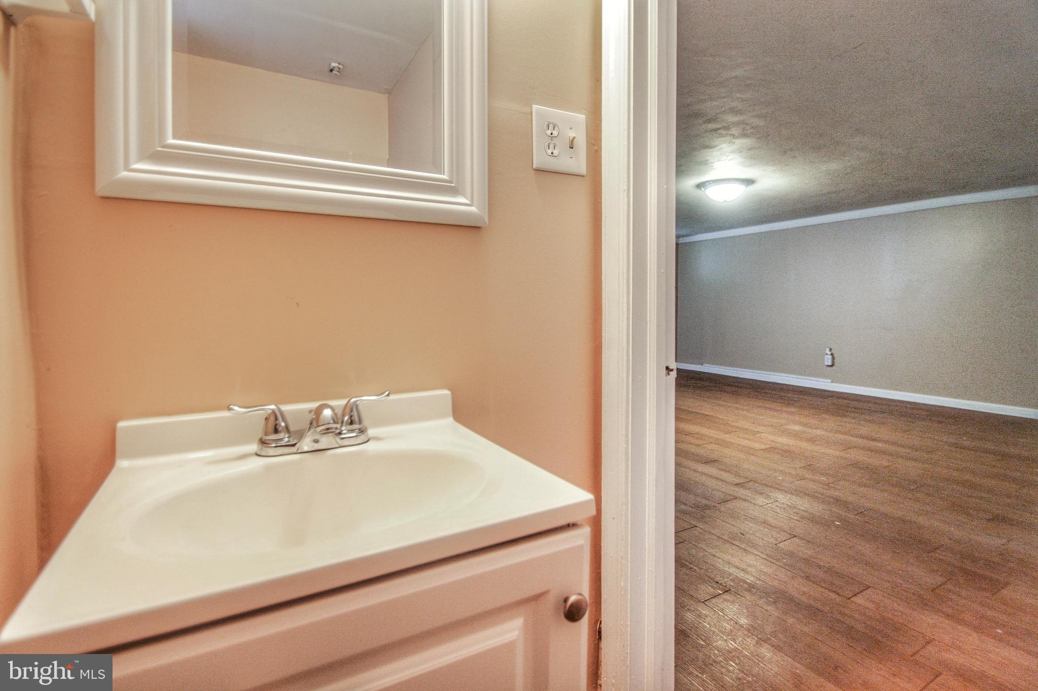 903 Vernon Road Philadelphia, PA 19150 - Photo 22 of 38 Basement Half Bath