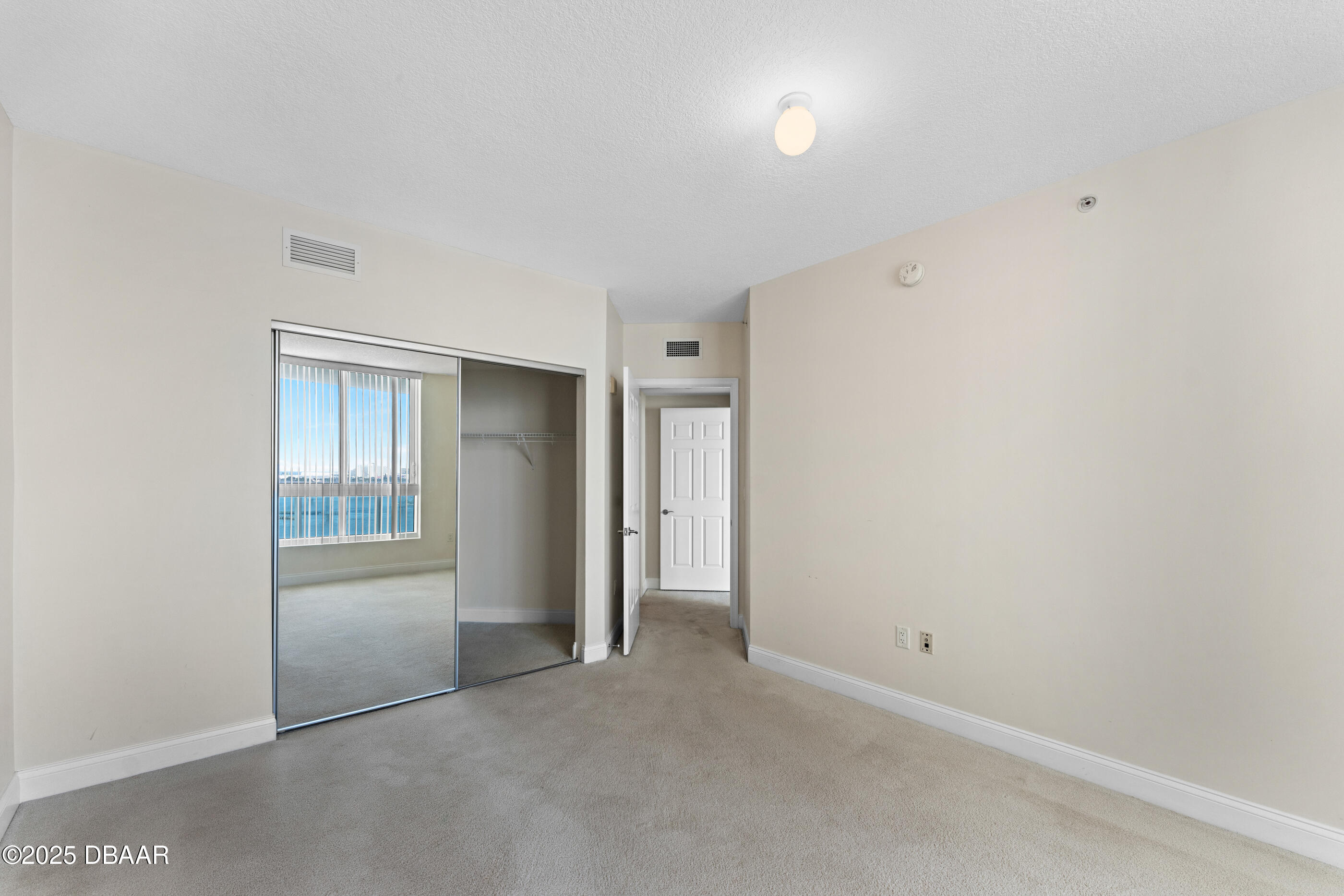 241 Riverside Drive, Unit 1105 Daytona Beach, FL 32117 - Photo 15 of 33 MG 1105 (14 of 23)
