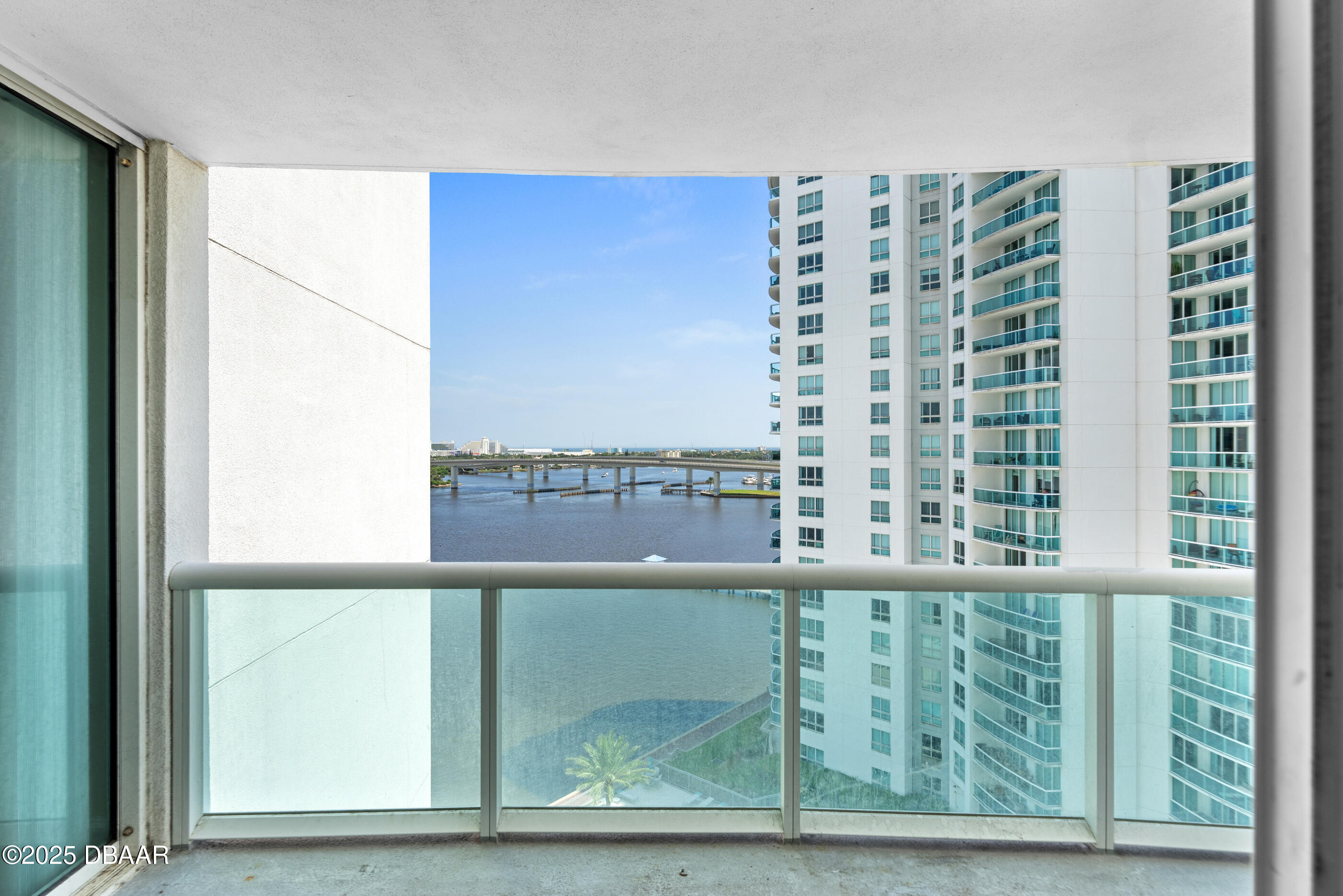 241 Riverside Drive, Unit 1105 Daytona Beach, FL 32117 - Photo 18 of 33 MG 1105 (17 of 23)