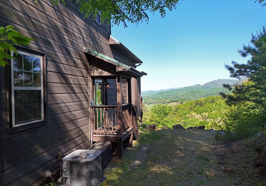 299 Bethabara View Hayesville, NC 28904 - Photo 3 of 131