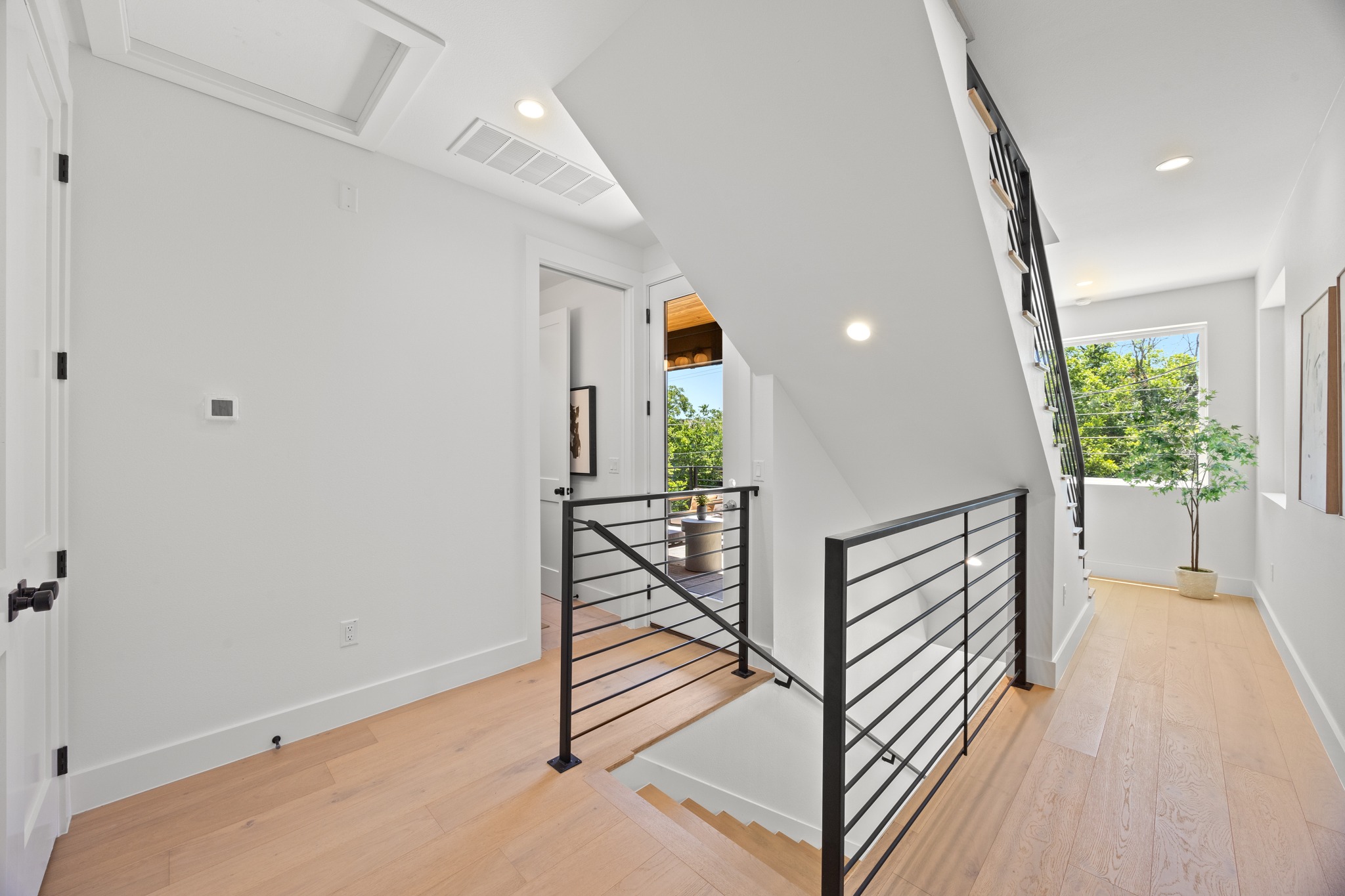 6500 Porter Street, Unit 1 Austin, TX 78741 - Photo 19 of 28 Second Floor Landing
