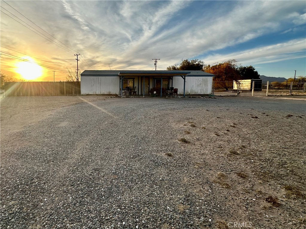 13993 Mesa Drive Blythe, CA 92225 - Photo 19 of 26 Front House