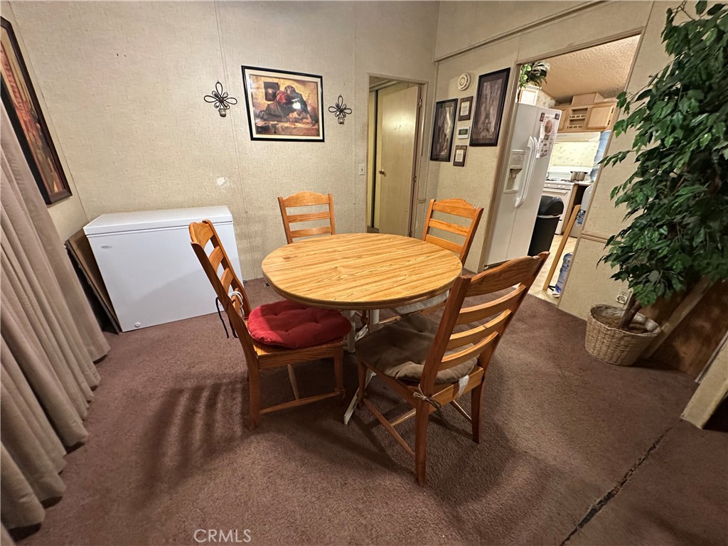 13993 Mesa Drive Blythe, CA 92225 - Photo 4 of 26 Dining Room