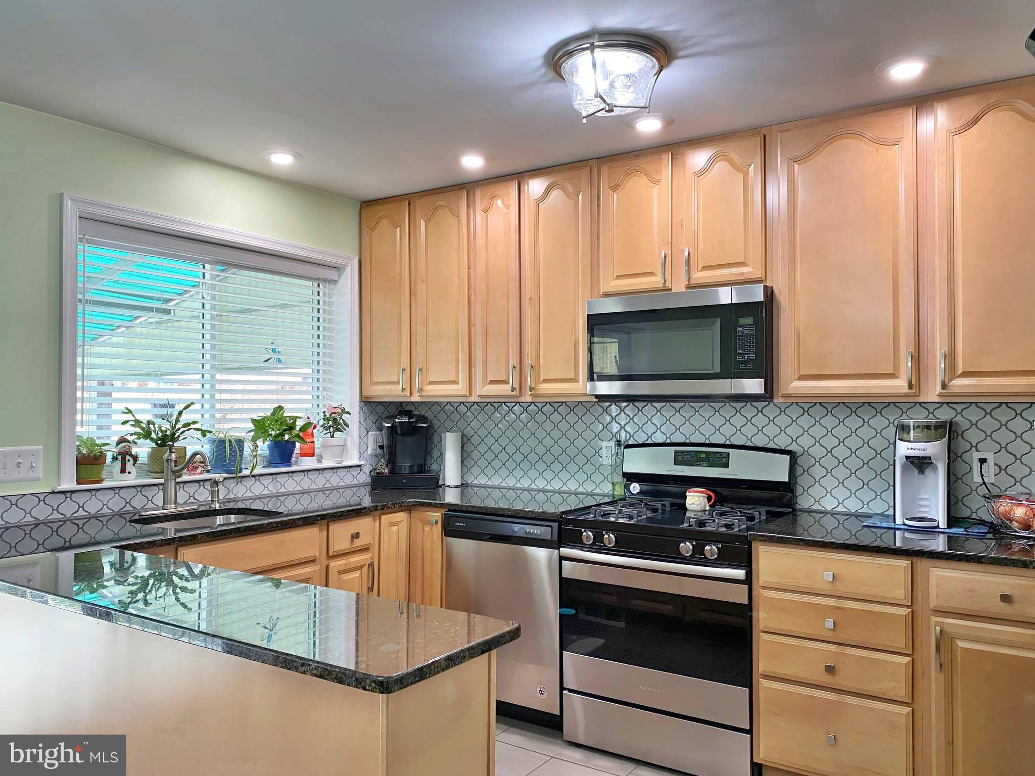 1962 Ormand Road Baltimore, MD 21222 - Photo 5 of 81