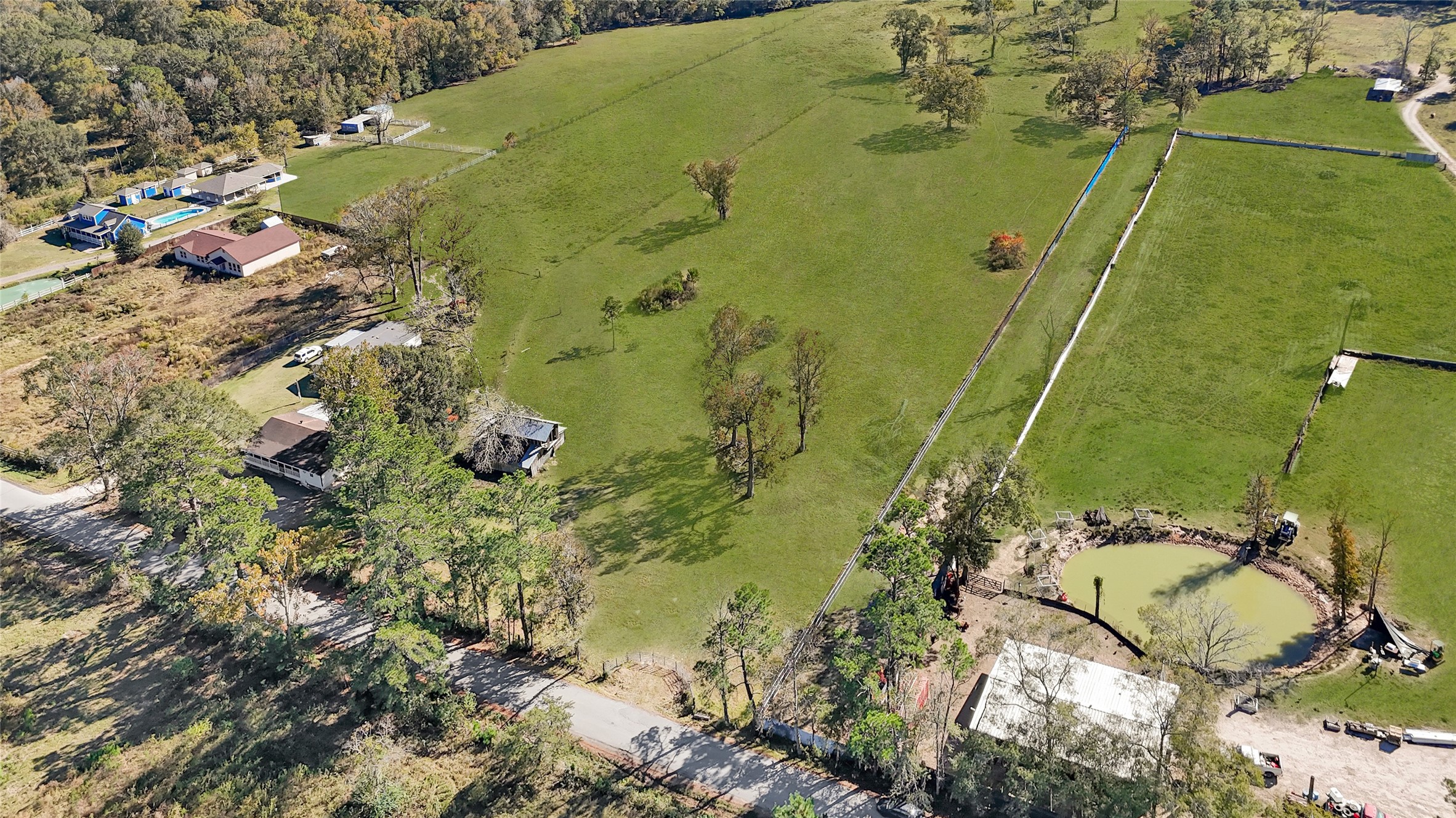 1244 County Road 332 Cleveland, TX 77327 - Photo 2 of 10 a view of a bathroom