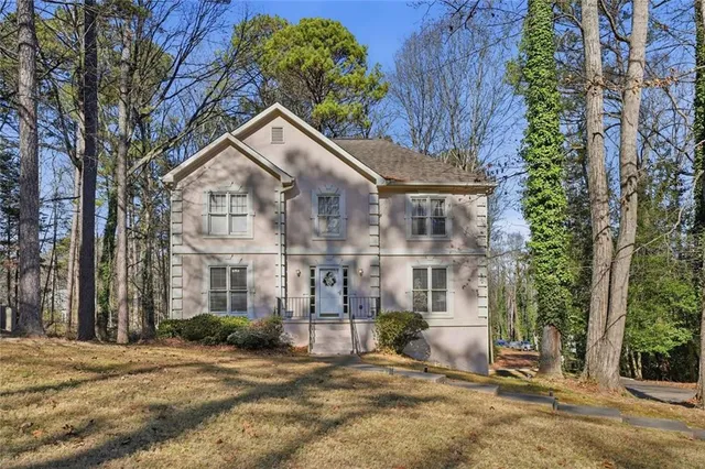 $315,000 | 2940 Summit Drive, Jonesboro, GA 30236