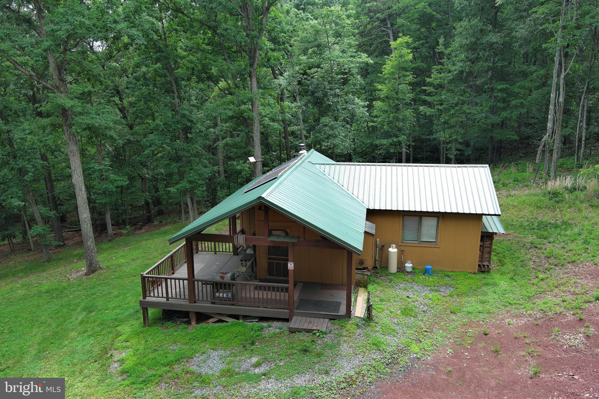 1419 Paul's Woods Road Delray, WV 26714 - Photo 103 of 105 a backyard of a house with lots of green space
