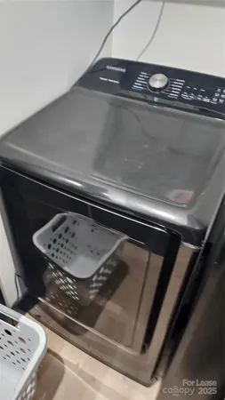 a close view of stove