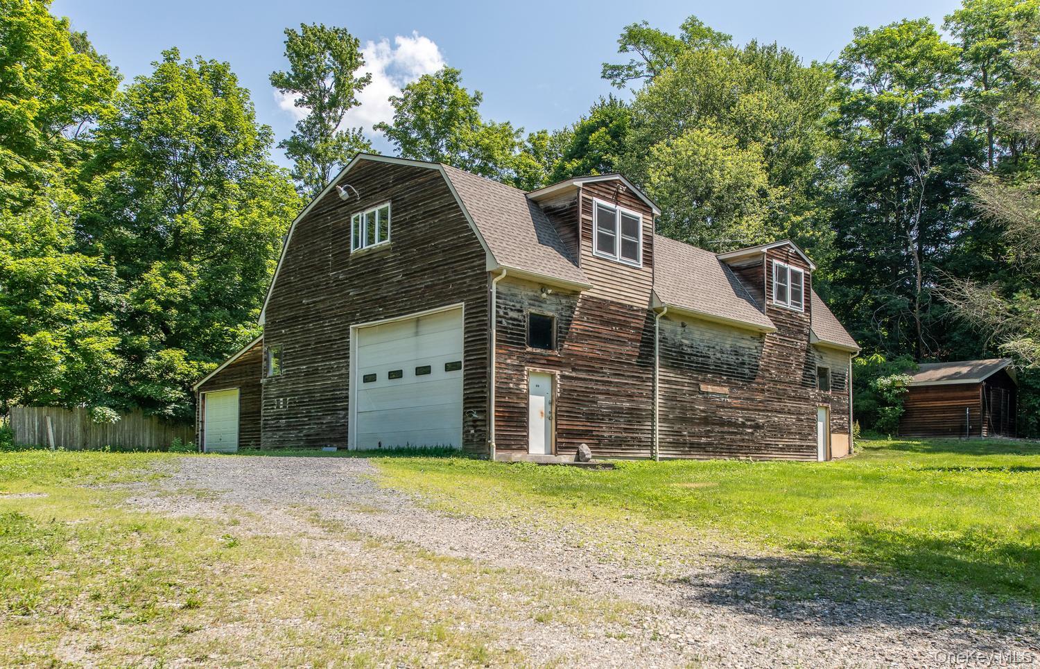 676-678 Oak Summit Road Millbrook, NY 12545 - Photo 36 of 38 What a fantastic space