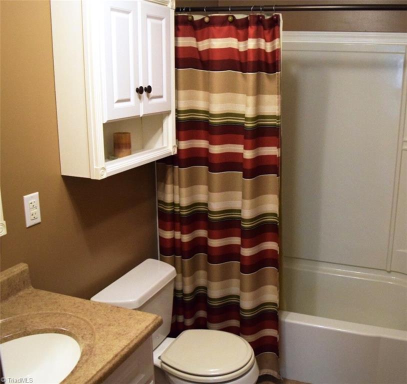 722 Carlton Road Stokesdale, NC 27357 - Photo 5 of 19 Gallery Image 5