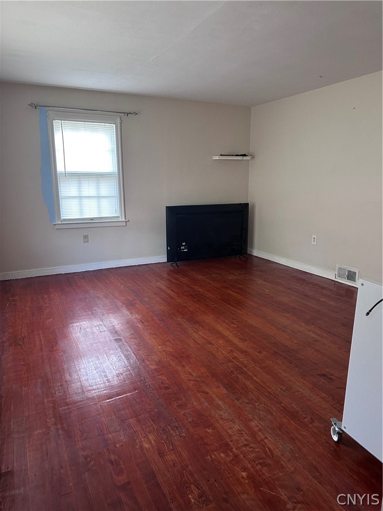 1102 Buckley Road Liverpool, NY 13088 - Photo 5 of 16