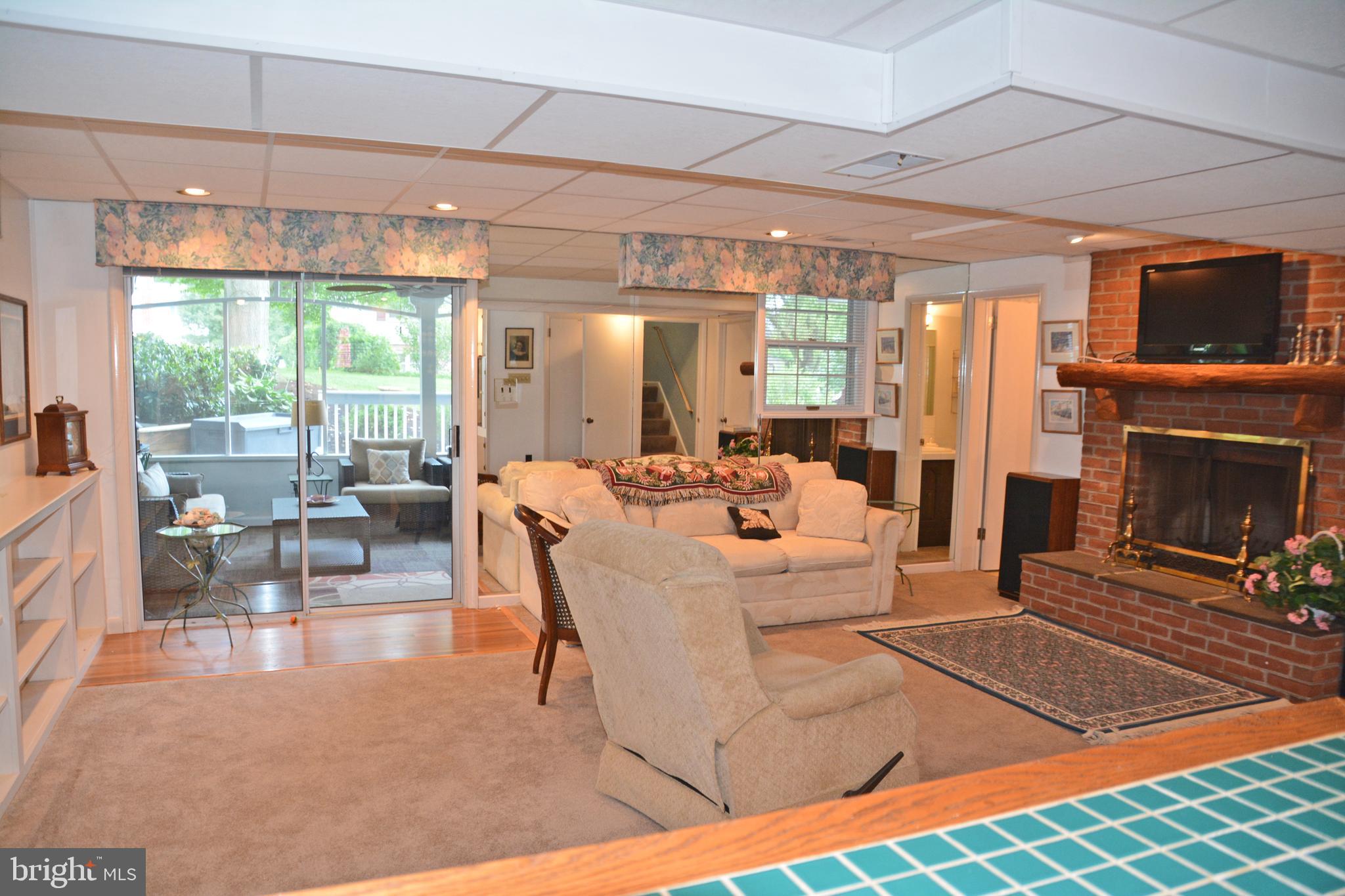 481 Candlewyck Road Lancaster, PA 17601 - Photo 21 of 37 Family Room