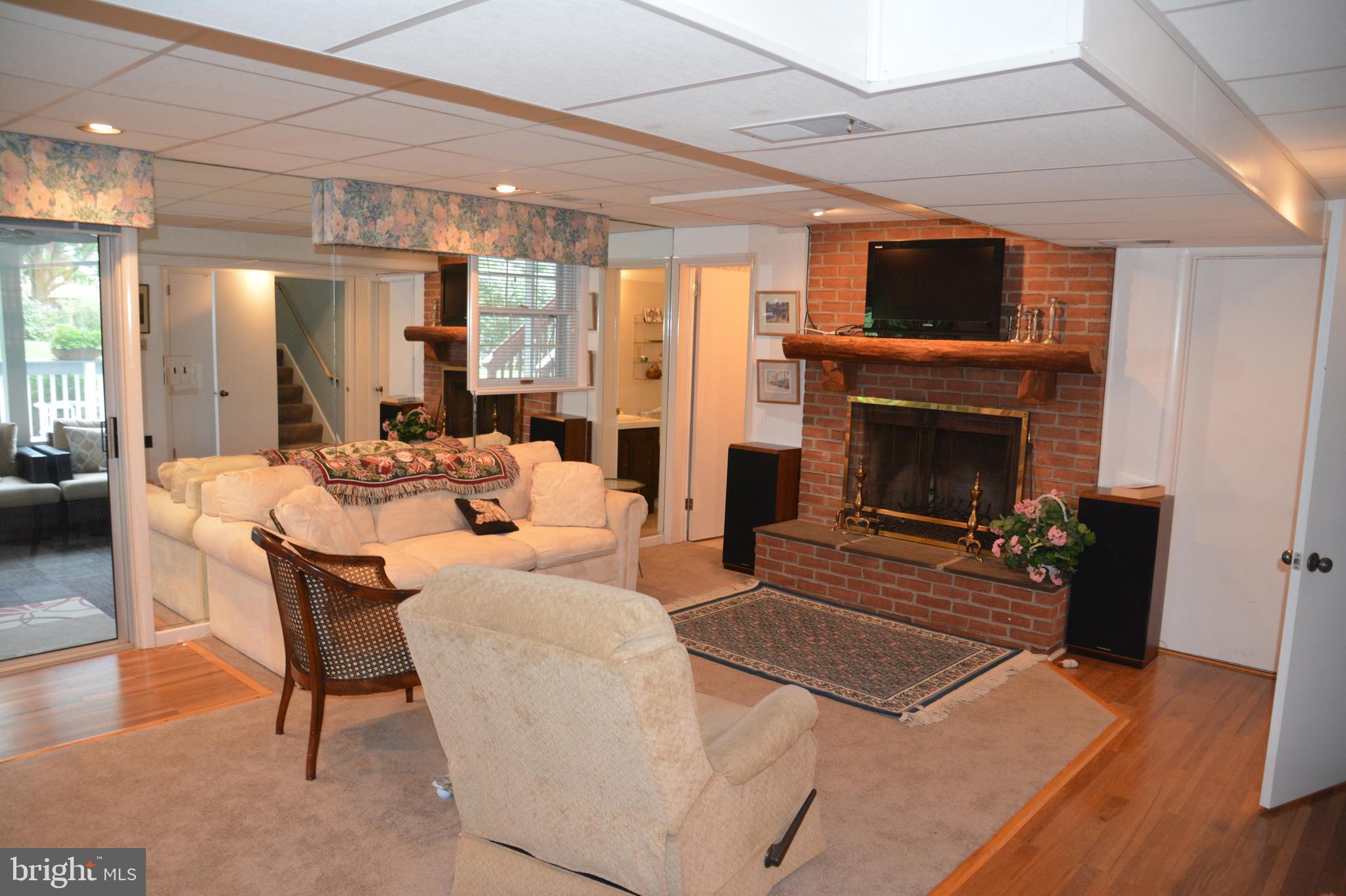 481 Candlewyck Road Lancaster, PA 17601 - Photo 23 of 37 Family Room