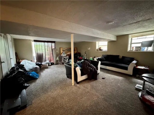 $147,900 | 14051 Dunbar Court, Grandview, MO 64030