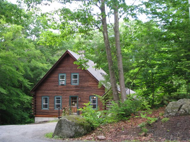 267 Bacon Road Henniker, NH 03242 - Photo 1 of 22