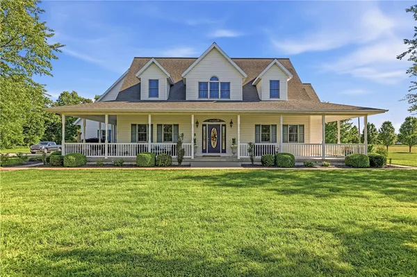 $649,900 | 6527 East 950th Avenue, Altamont, IL 62411
