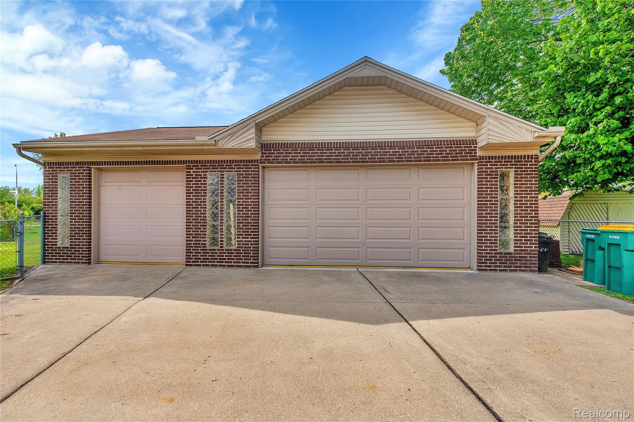 23793 Trail Ridge Drive Romulus, MI 48174 - Photo 5 of 20 Garage.jpeg