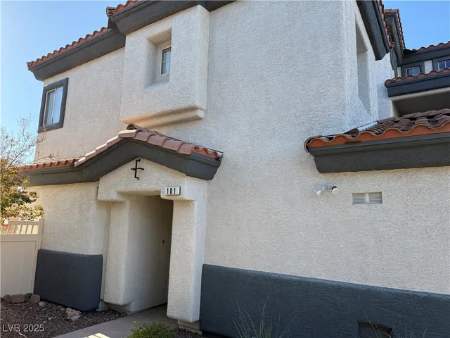 $1,895 | 1329 Allegheny Moon Terrace, Unit 1, Henderson, NV 89002
