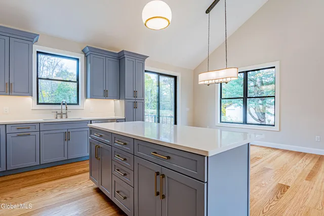 $750,000 | 76 Reservoir Road, Marlborough, NY 12542