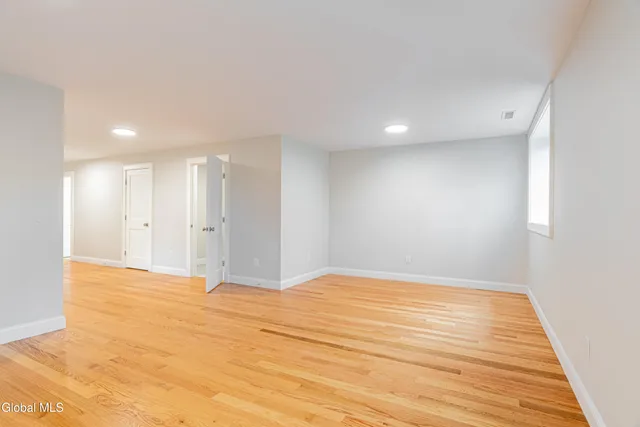 $750,000 | 76 Reservoir Road, Marlborough, NY 12542