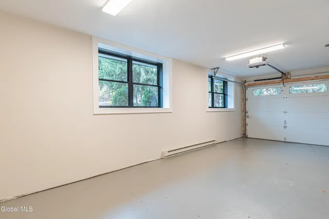 $750,000 | 76 Reservoir Road, Marlborough, NY 12542