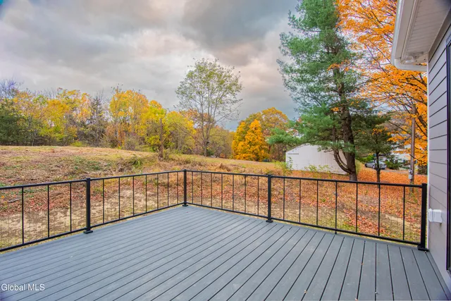 $750,000 | 76 Reservoir Road, Marlborough, NY 12542