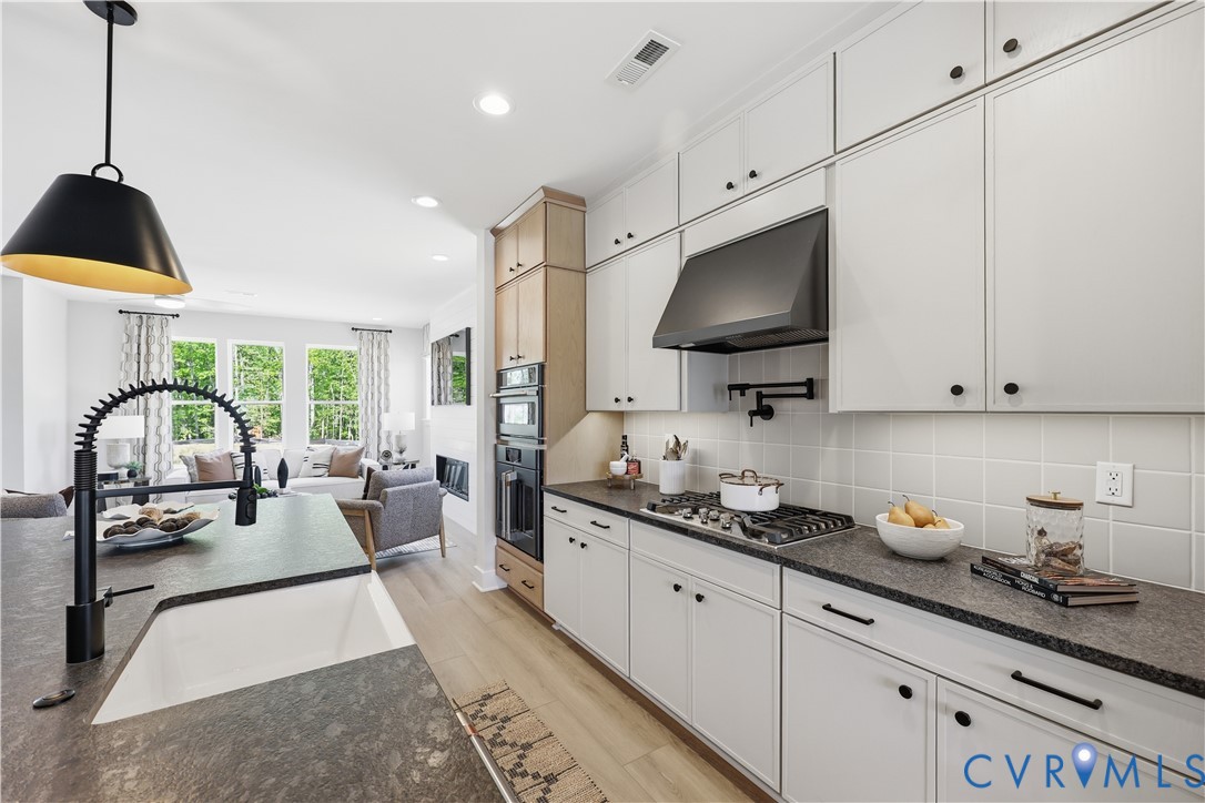 16041 Aspect Way Midlothian, VA 23113 - Photo 16 of 50