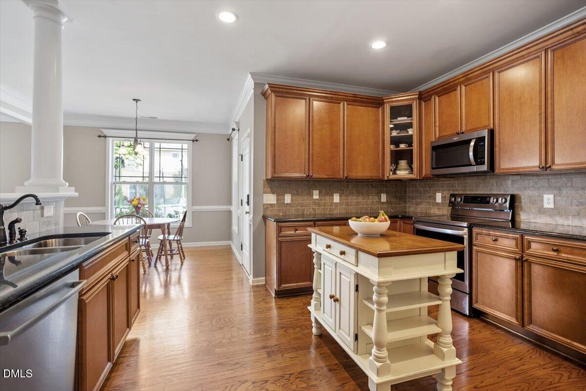 3225 Landing Falls Lane Raleigh, NC 27616 - Photo 15 of 41 Kitchen