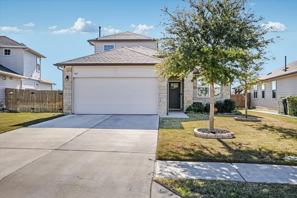 $2,750 | 507 Bluffview Drive, Bastrop, TX 78602