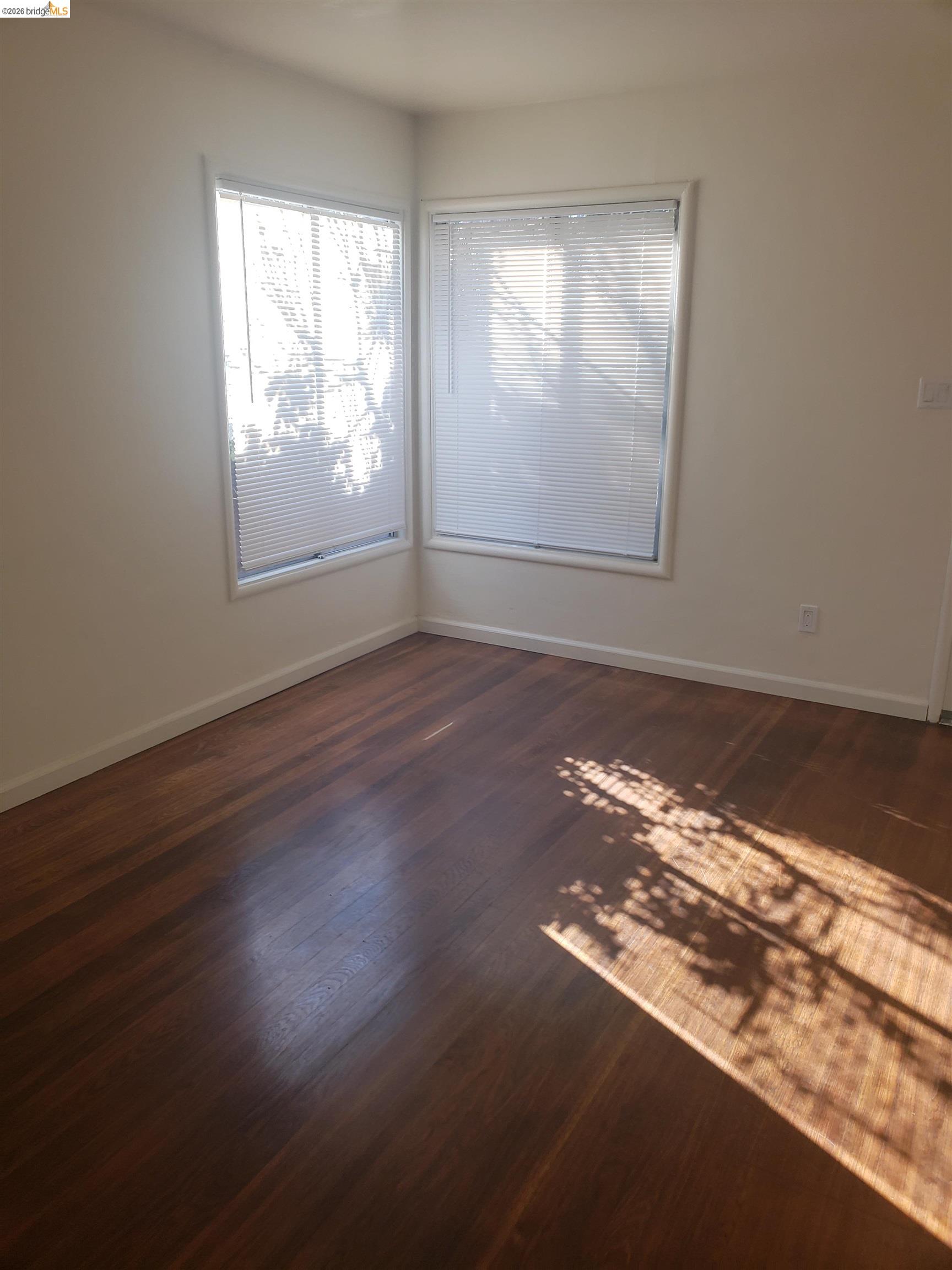 1402 Berkeley Way Berkeley, CA 94702 - Photo 3 of 5