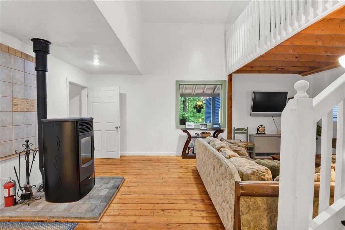929 Codding Hollow Road Waterville, VT 05492 - Photo 8 of 57