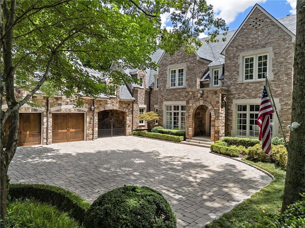 675 West Paces Ferry Road Northwest, Unit 4 Atlanta, GA 30327 - Photo 3 of 64