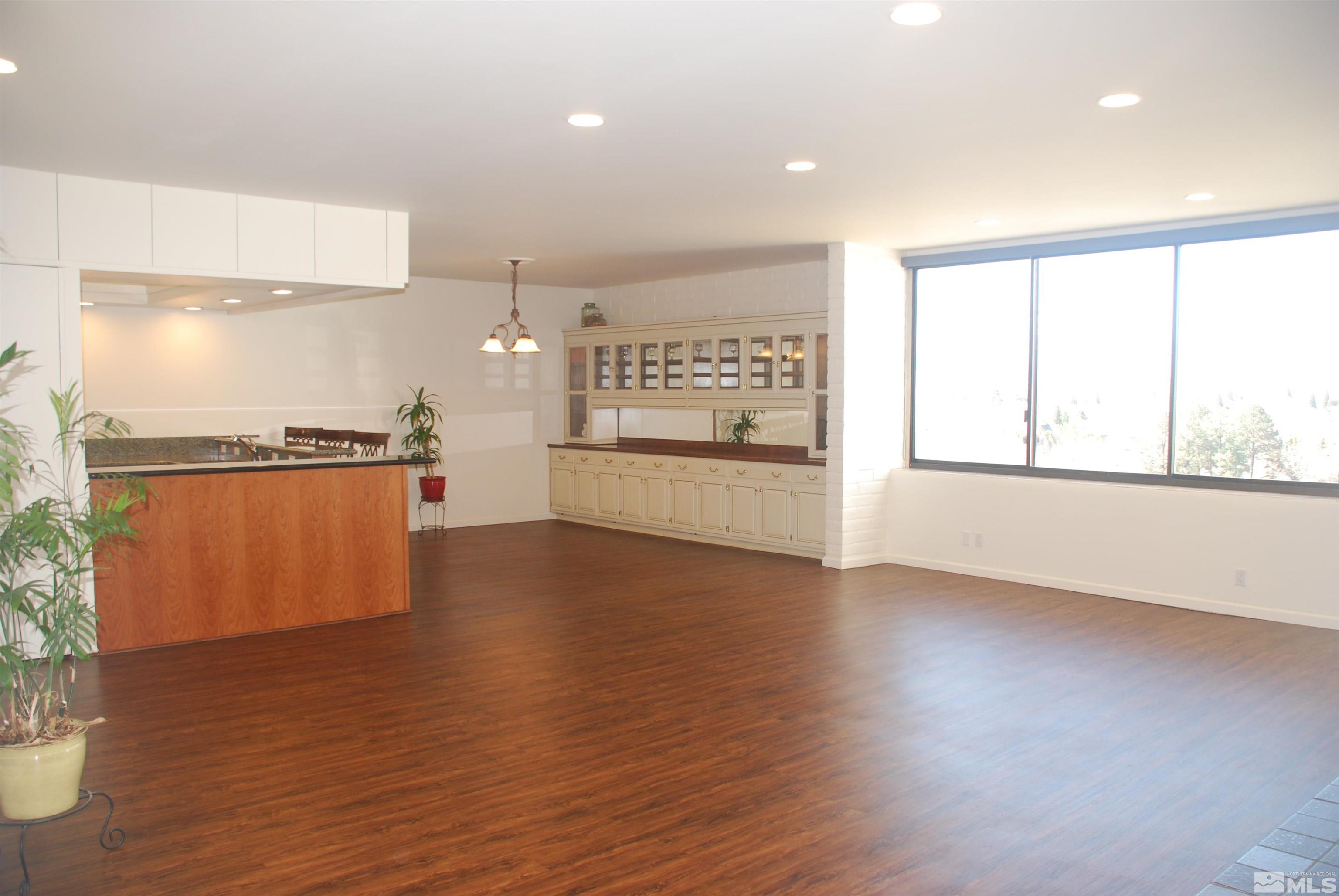 1200 Riverside Drive, Unit 1220 Reno, NV 89503 - Photo 5 of 16 Photo 5
