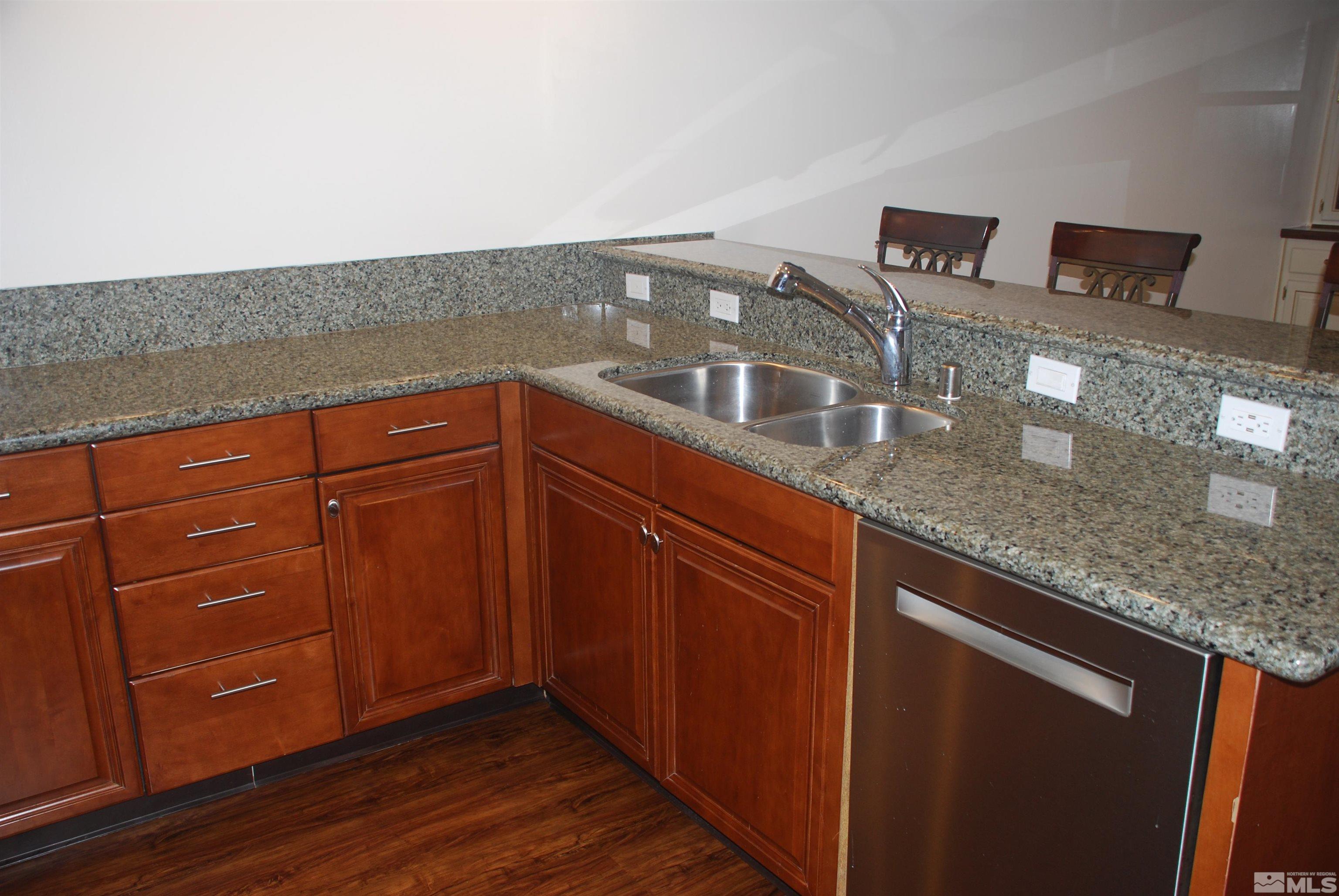 1200 Riverside Drive, Unit 1220 Reno, NV 89503 - Photo 9 of 16 Photo 9